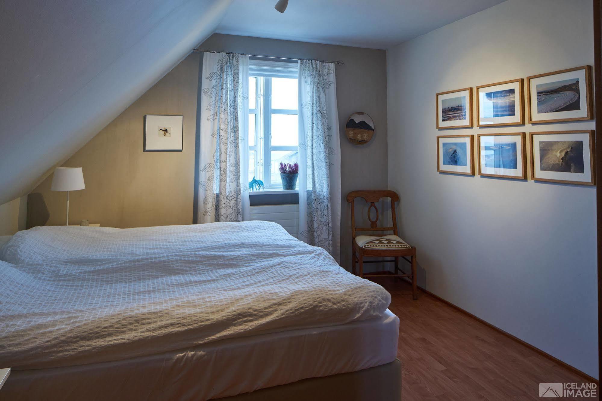 Guesthouse Heba Stokkseyri Bagian luar foto