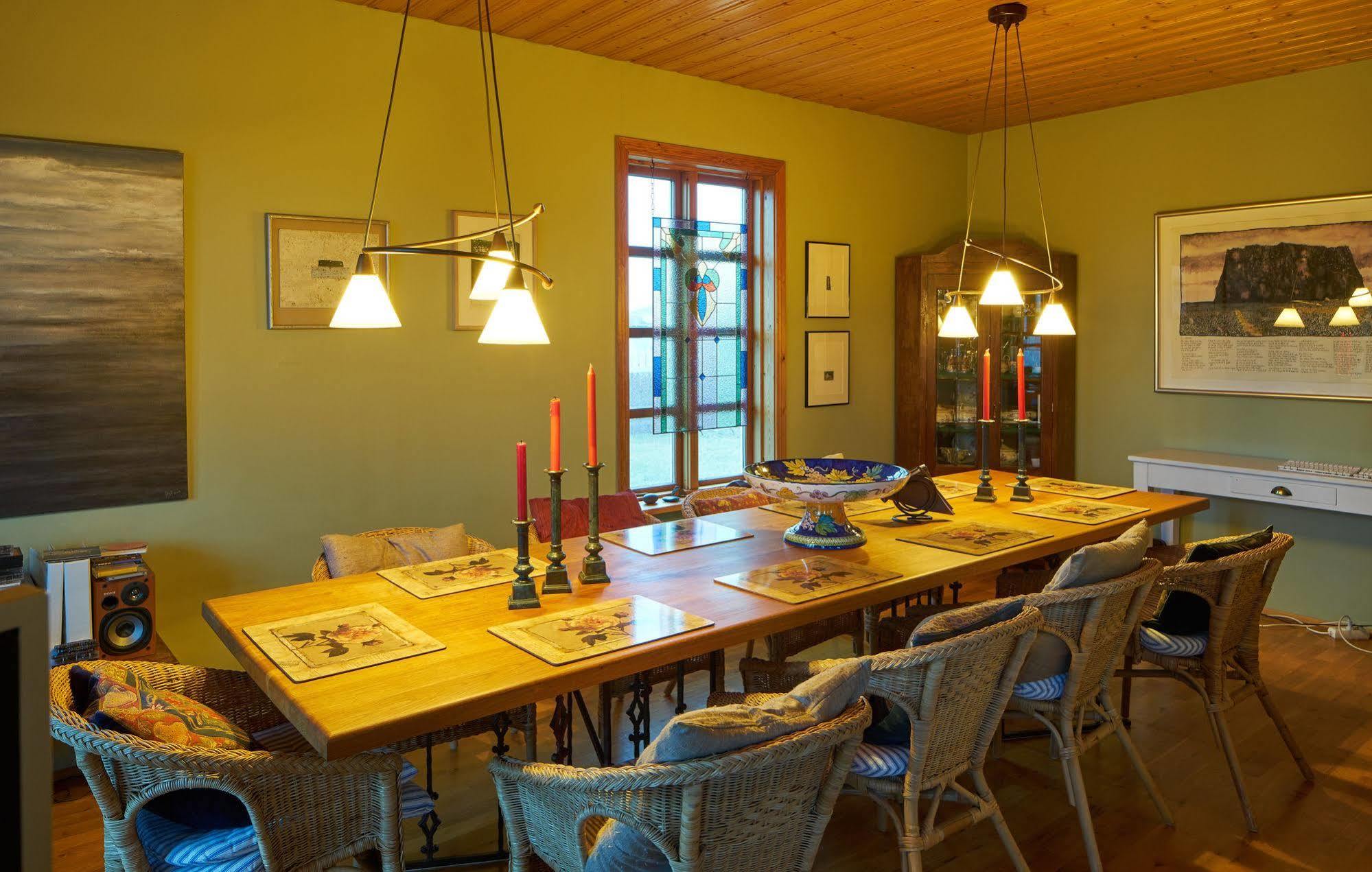 Guesthouse Heba Stokkseyri Bagian luar foto